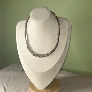 Elegant Silver Necklace